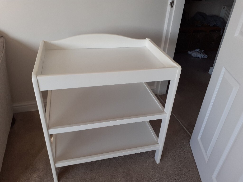 babies r us changing table